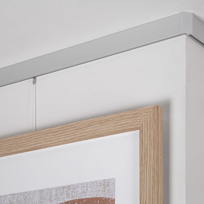 STAS cliprail max bildeoppheng system gir et elegant opphengingssystem.