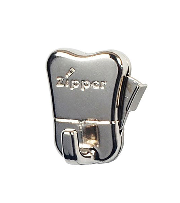 STAS zipper er en robust bildelist krok med 15 kg kapasitet på perlonsnor og 20 kg på stålkabel.