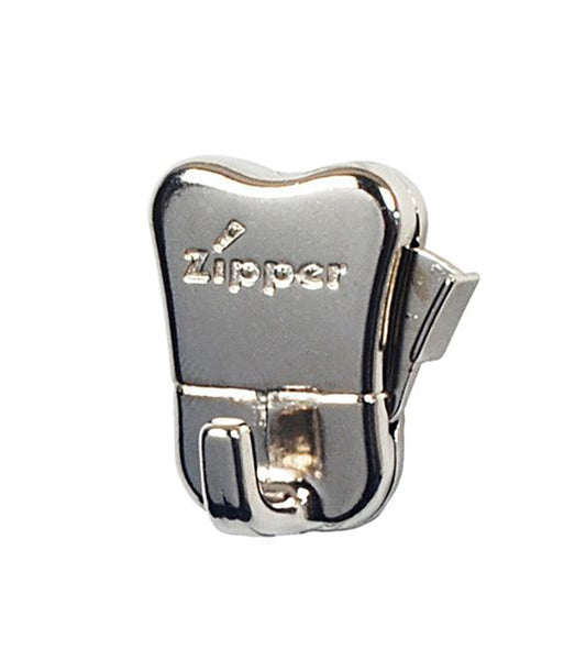 STAS zipper er en robust bildelist krok med 15 kg kapasitet på perlonsnor og 20 kg på stålkabel.